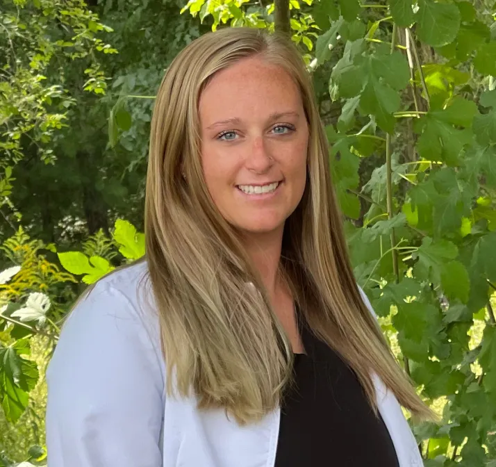 Dr.Janel Hackbardt